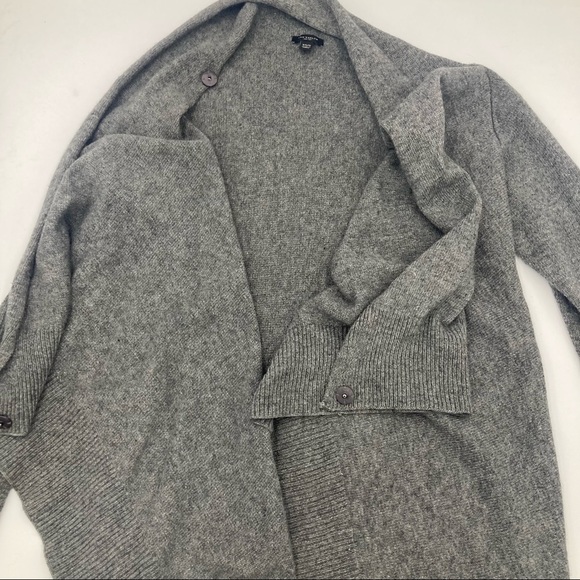 Ann Taylor rabbit hair, cashmere and wool blend sweater. - Picture 8 of 9